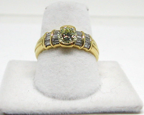 Fancy diamond engagement ring 1,64ct.